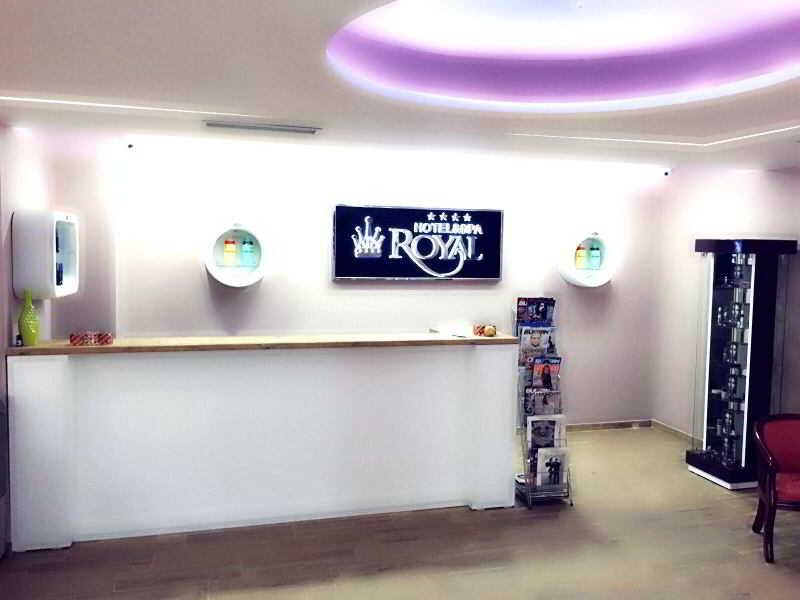 Hotel Royal Приштина Екстер'єр фото